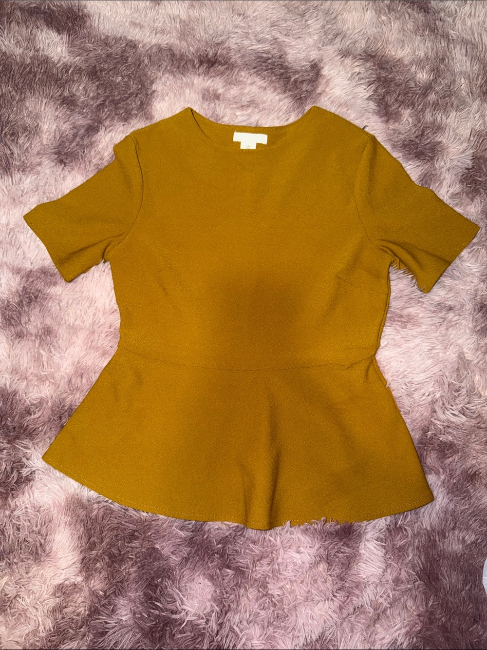 H&M Mustard Peplum Short Sleeve Top